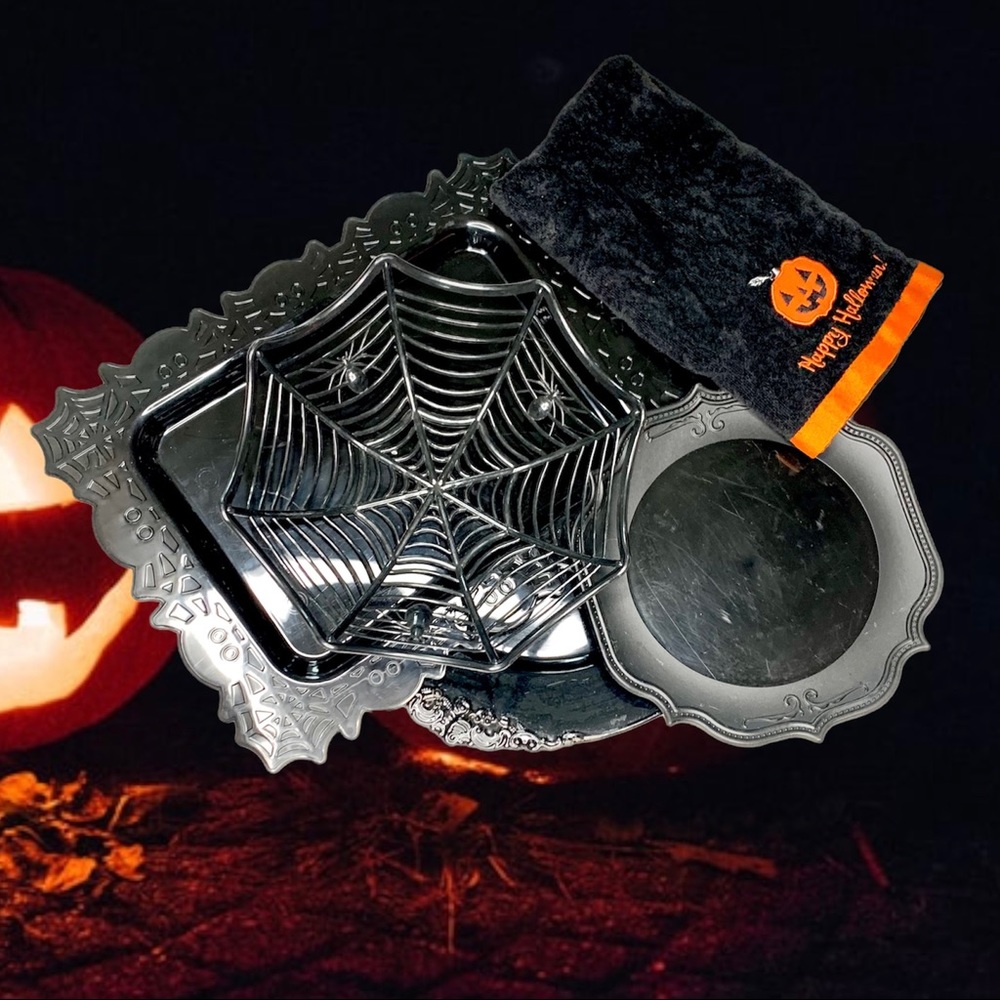 5 piece Halloween kitchen table serving bundle